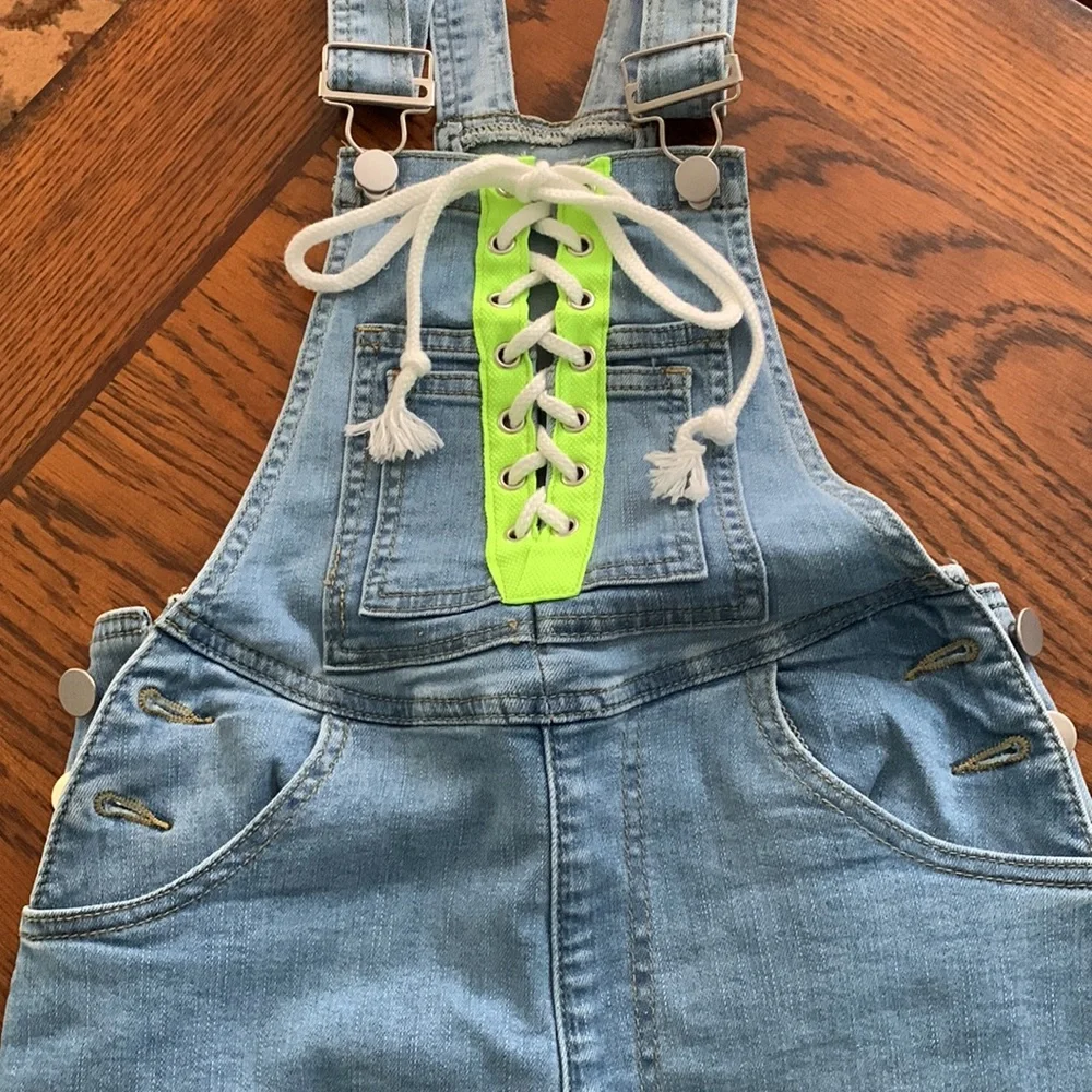 Short overalls denim, with bright green and white - Picture 2 of 4